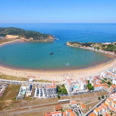 Beautiful Apartment In S O Martinho Do Porto With Balcony Сан-Мартинью-ду-Порту Экстерьер фото